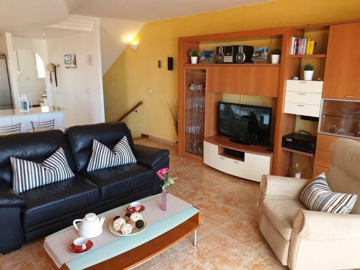 Villa Roque Del Conde With Private Pool, Terrace With Fantastic Sea Views, Wifi, Garden, Garage Adeje ภายนอก รูปภาพ