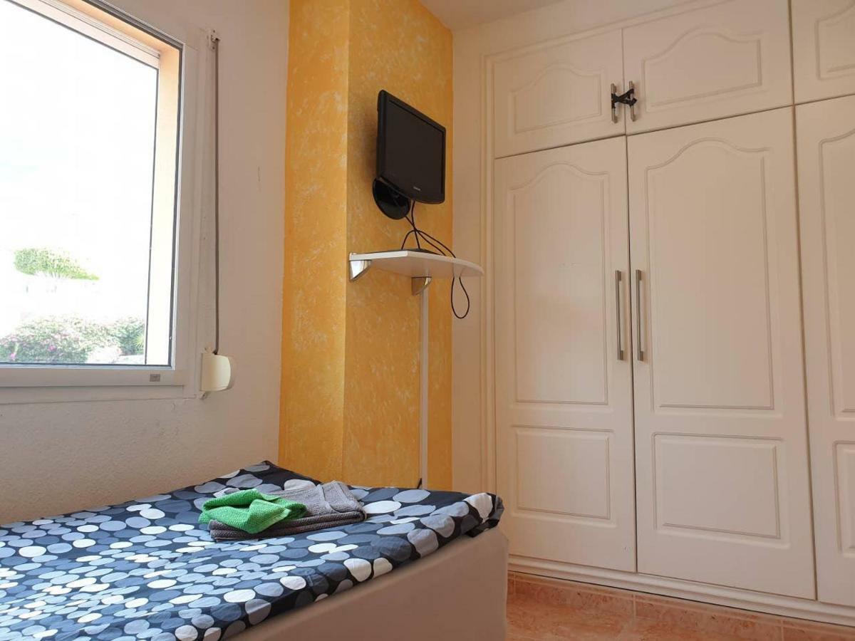 Villa Roque Del Conde With Private Pool, Terrace With Fantastic Sea Views, Wifi, Garden, Garage Adeje ภายนอก รูปภาพ